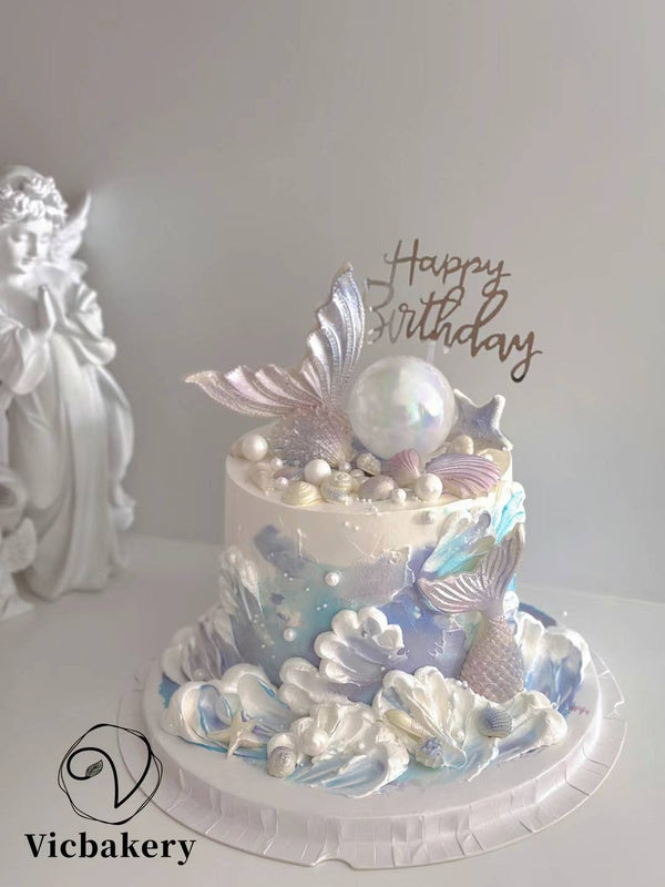 Glitter mermaid tail cake