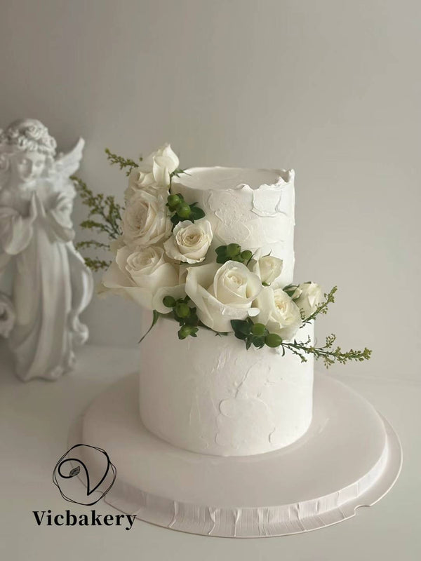 Anniversary wedding - White rose cake