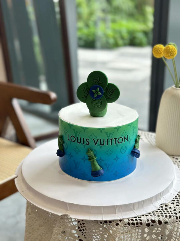 Men's Cake-Louis Vuition Theme